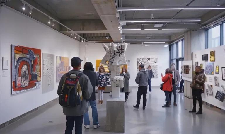 El Arte de vincular artista, obra y coleccionista.